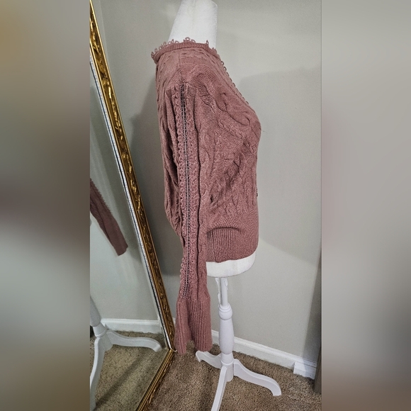 EXPRESS Cable Knit Lace Detail Bell Sleeve Sweater In Mauve Pink. Size Small NWT - Picture 12 of 14